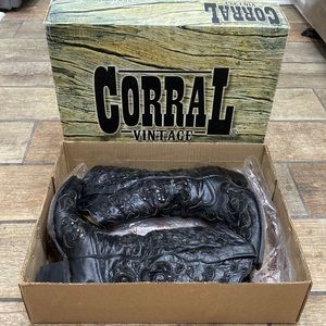 Corral Boots Women’s Black Goat Sequins Inlay Boots